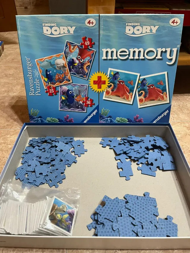 Juego Ravensburger 3 Puzzles + Memory Dory