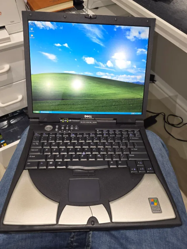 Dell Inspiron 8200 Portátil, perfecto estado
