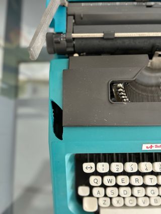 Máquina de escribir Scheidegger Hispano Suiza