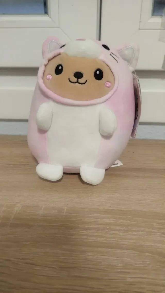 Lote 5 peluches pequeños.