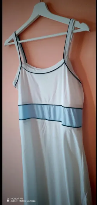 Vestido deportivo tirantes. Talla M. Marca Bethel