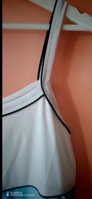 Vestido deportivo tirantes. Talla M. Marca Bethel