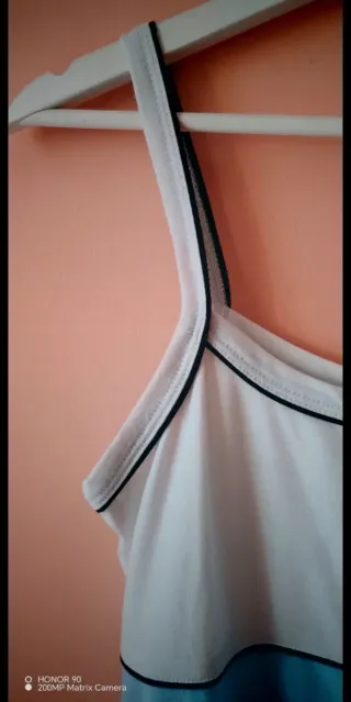 Vestido deportivo tirantes. Talla M. Marca Bethel