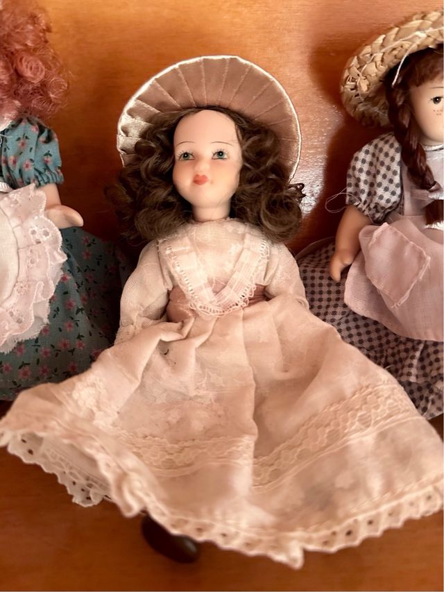 Muñecas de porcelana antiguas
