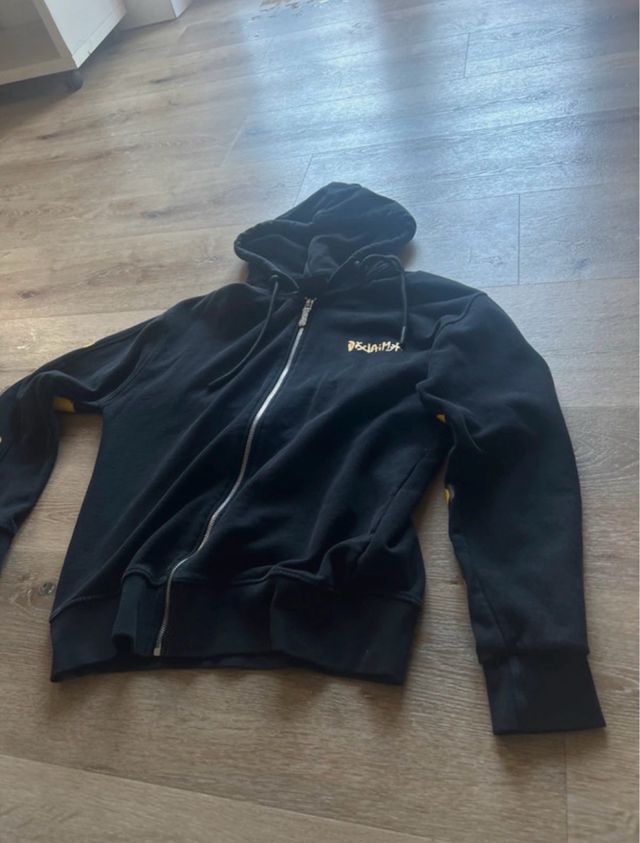 Felpa nera e gialla ottime condizioni come in foto