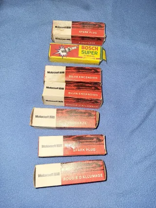 Lote 7 Bujías Motorcraft y Bosch