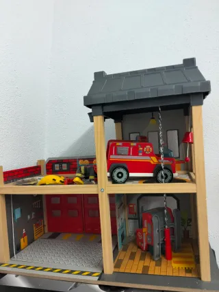 Parque de bomberos de madera