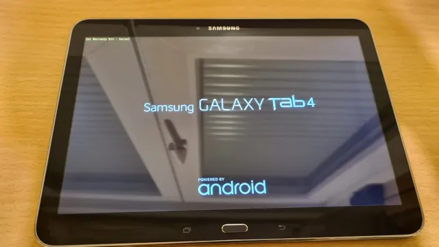 Samsung Galaxy Tab 4-LTE SM-T535 16GB. Android 11