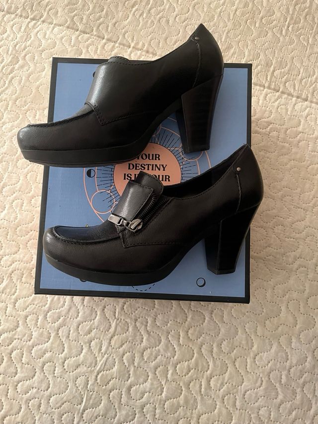 Botines de tacón negros para mujer
