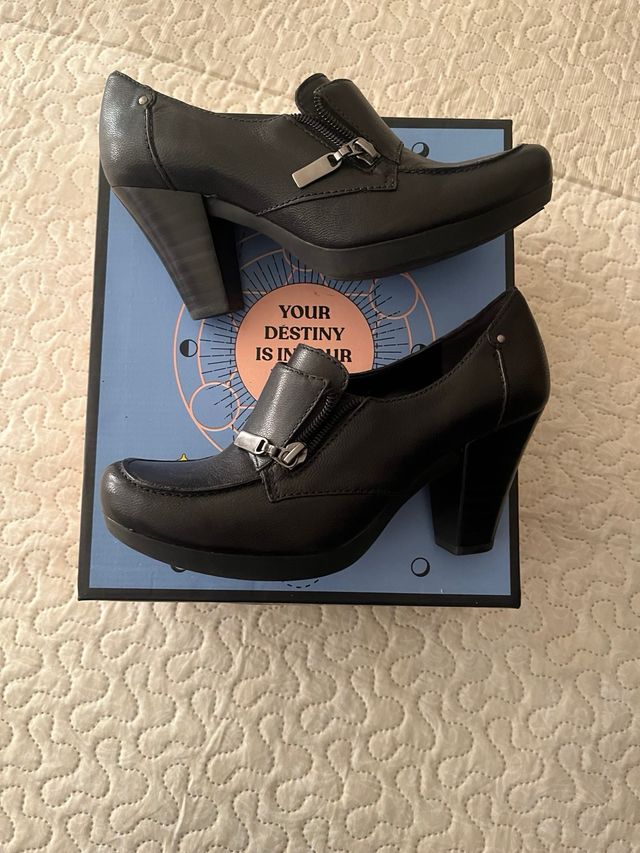 Botines de tacón negros para mujer