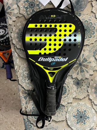 Pala de pádel Vision con funda