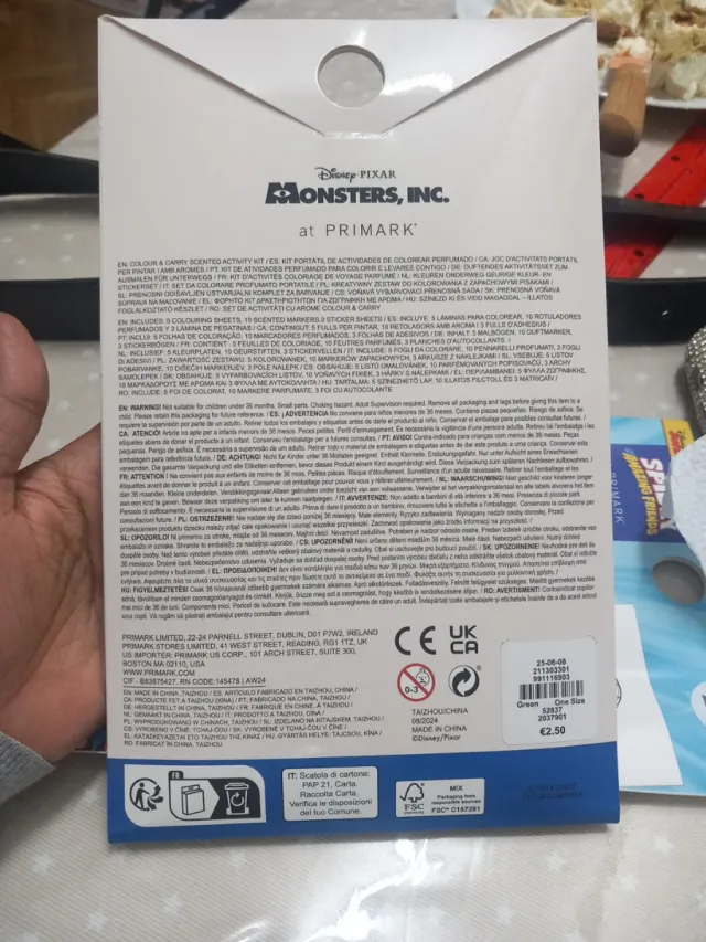 Kit Actividades Monstruos S.A. Colorear y Llevar