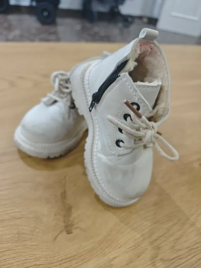 Botitas de invierno blancas