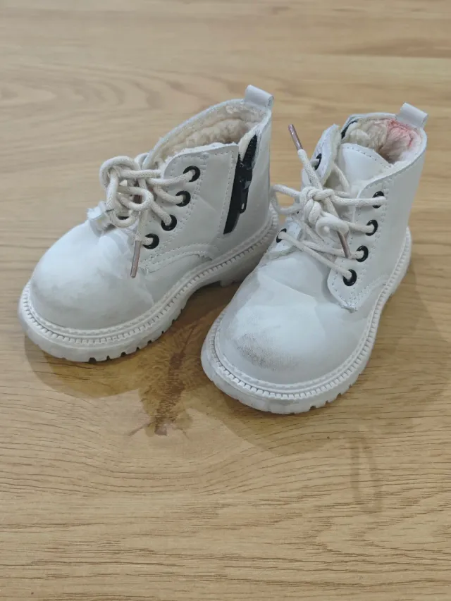 Botitas de invierno blancas