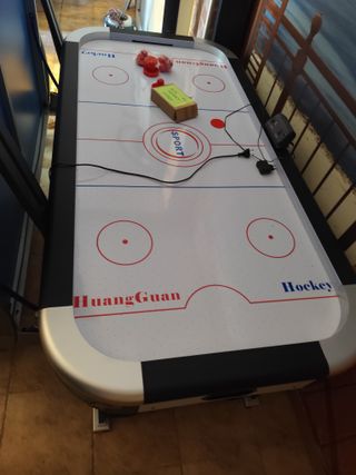 Máquina juego disco de aire. Marcador electrónico