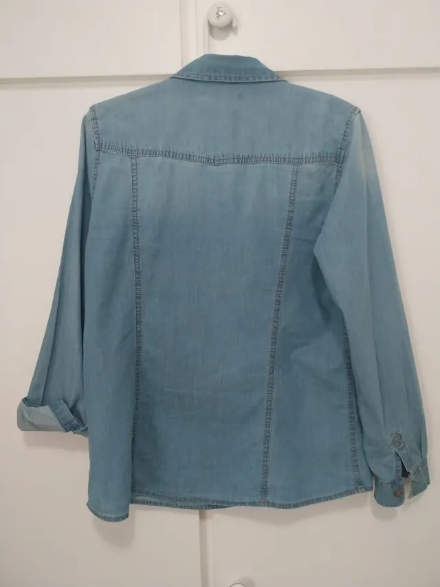 Camiseta vaquera azul