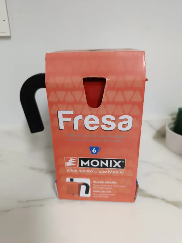 Cafetera Monix Fresa 6 tazas roja