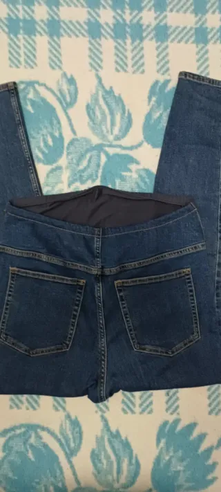 Vaqueros premamá azules H&M