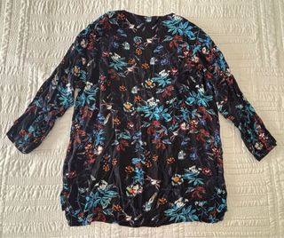 Chaqueta Kimono Estampado Flores Bershka