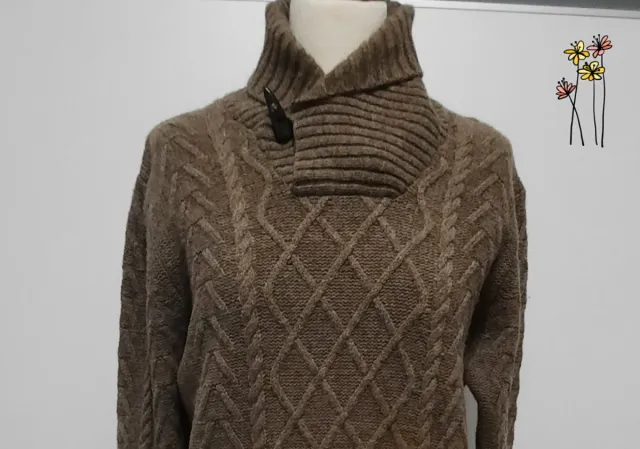 Jersey Mango trenzado cuello alto.