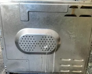 Horno de cocina negro