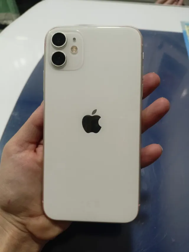 iPhone 11 64GB Blanco