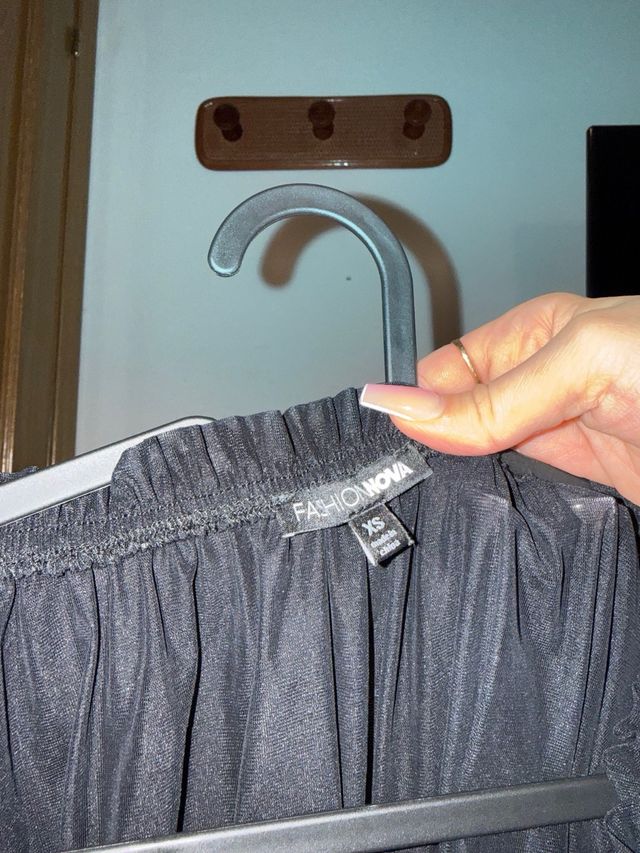 Vestido Negro Fashion Nova Manga Larga