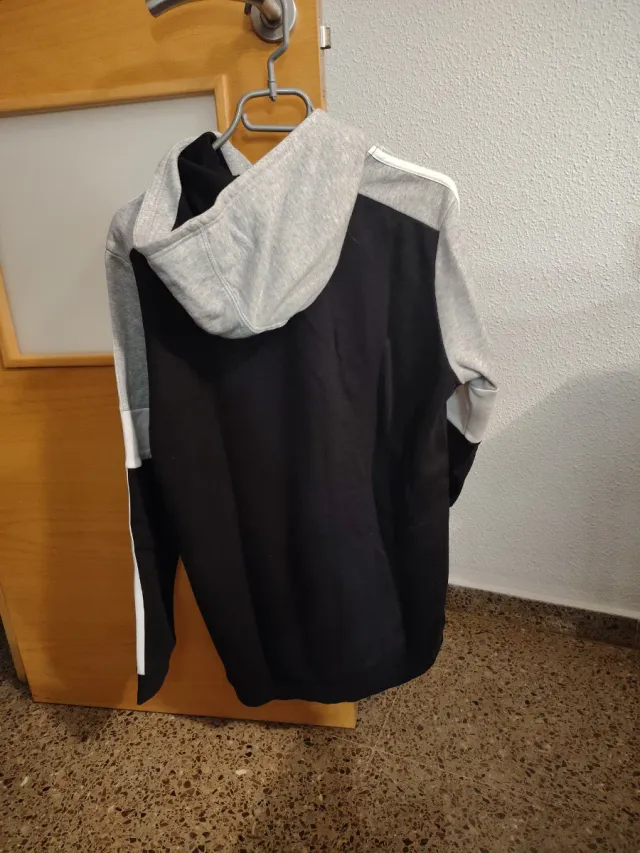 Sudadera Adidas Negra y Gris