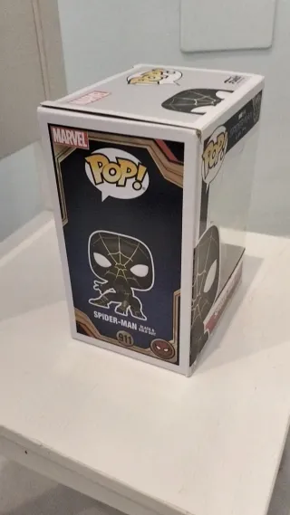 Funko Pop Spider-Man Negro y Dorado 911