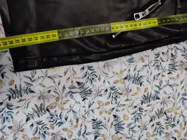 Falda polipiel negra con cremalleras