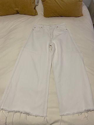 Pantalón vaquero ancho blanco
