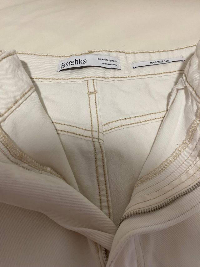 Pantalón vaquero ancho blanco