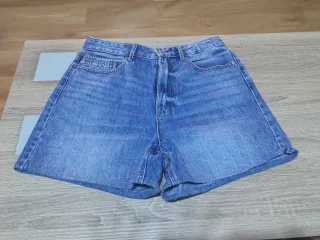 Pantalón corto vaquero Stradivarius