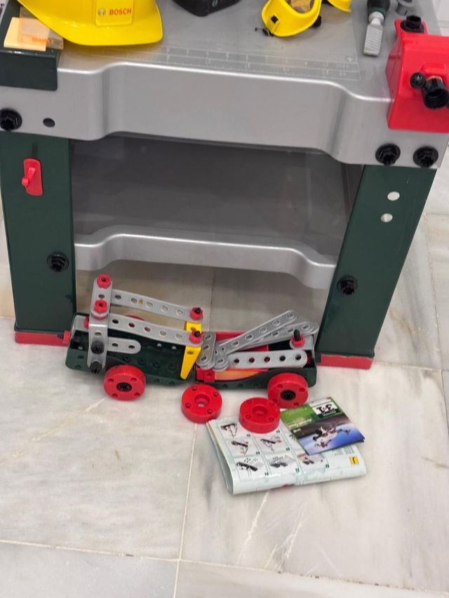 Banco herramientas bosch infantil