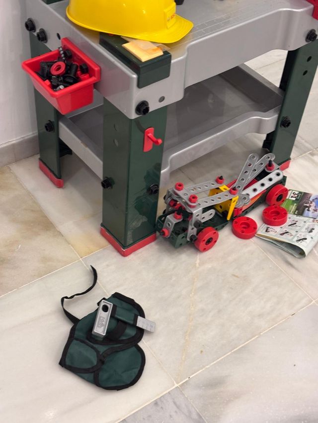 Banco herramientas bosch infantil