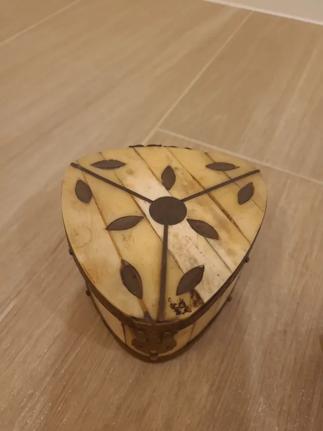 Conjunto 2 Cajas Hueso y Metal