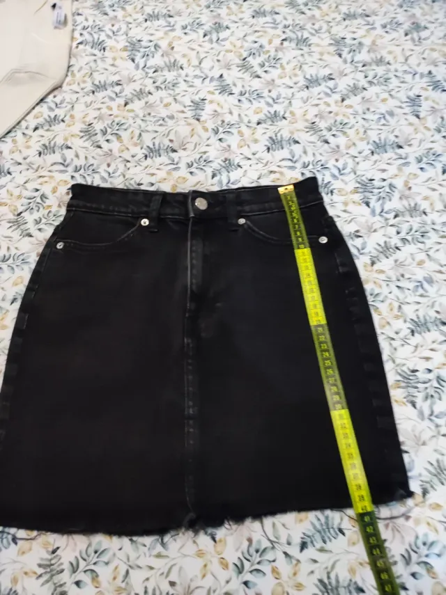 Falda vaquera negra