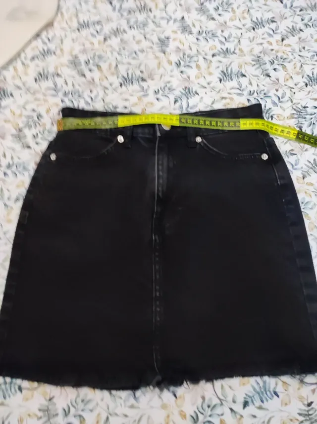 Falda vaquera negra