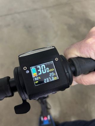 Patinete eléctrico azul etwow booster 237kms