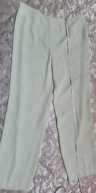 Conjunto pantalón y blusa beige claro