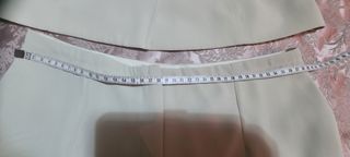 Conjunto pantalón y blusa beige claro