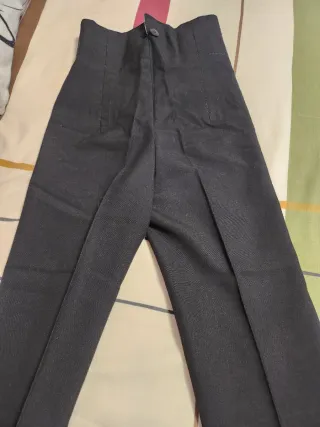 Traje de Flamenco Rojo y Negro