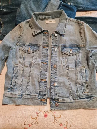 Chaqueta vaquera Mango azul