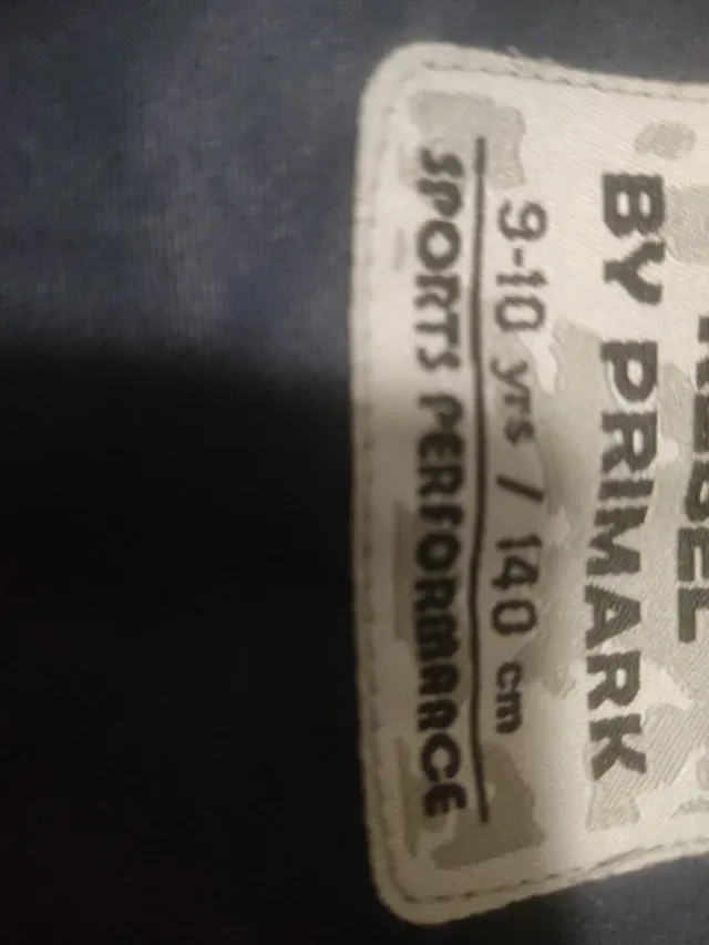 Cazadora de niño azul y gris, abriga, como nueva.