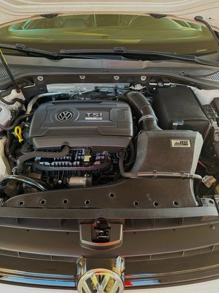 Volkswagen Golf R300