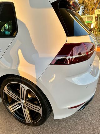 Volkswagen Golf R300