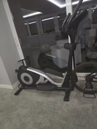 Bicicleta Elíptica  Marca nordictrack e 5.0
