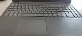 Portatile Lenovo V15