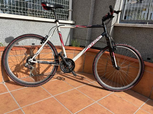 Bicicleta Rockrider Hombre. Usada