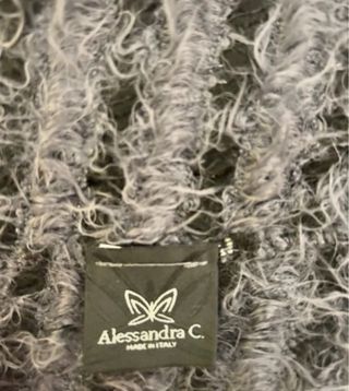 Scaldacollo elegante grigio e argento